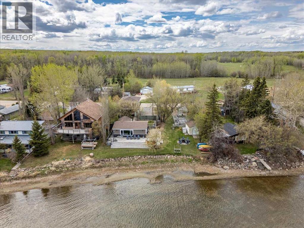 17 Lakeshore Drive, Grandview, Alberta  T0C 2V0 - Photo 1 - A2293654