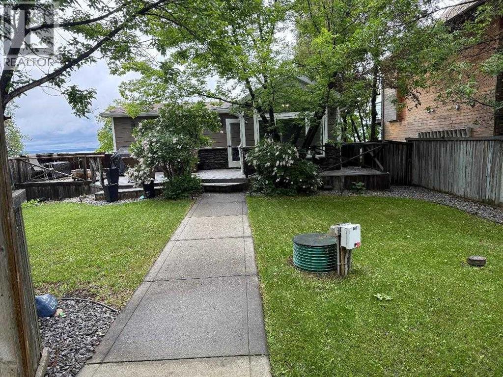 17 Lakeshore Drive, Grandview, Alberta  T0C 2V0 - Photo 3 - A2293654