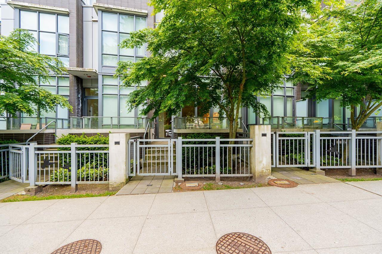 103 13438 Central Avenue, Surrey, British Columbia  V3T 0N2 - Photo 3 - R3125942