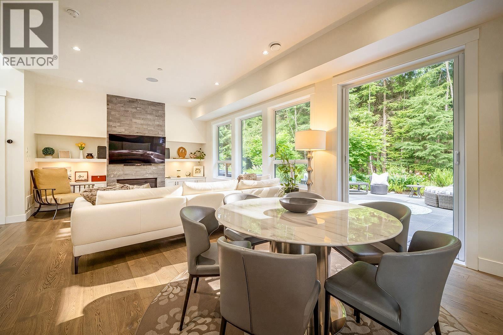40305 Aristotle Drive, Squamish, British Columbia  V8B 0V5 - Photo 8 - R3125900