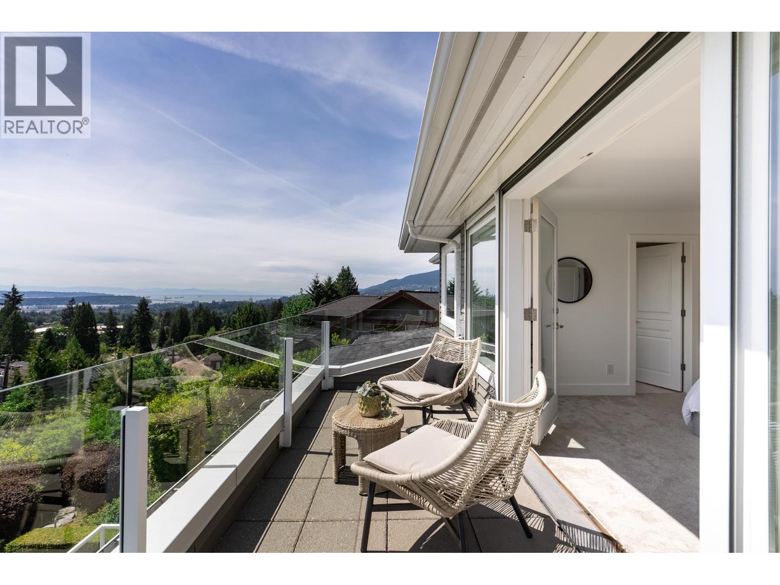 407 Brand Street, North Vancouver, British Columbia  V7N 4G4 - Photo 23 - R3125904