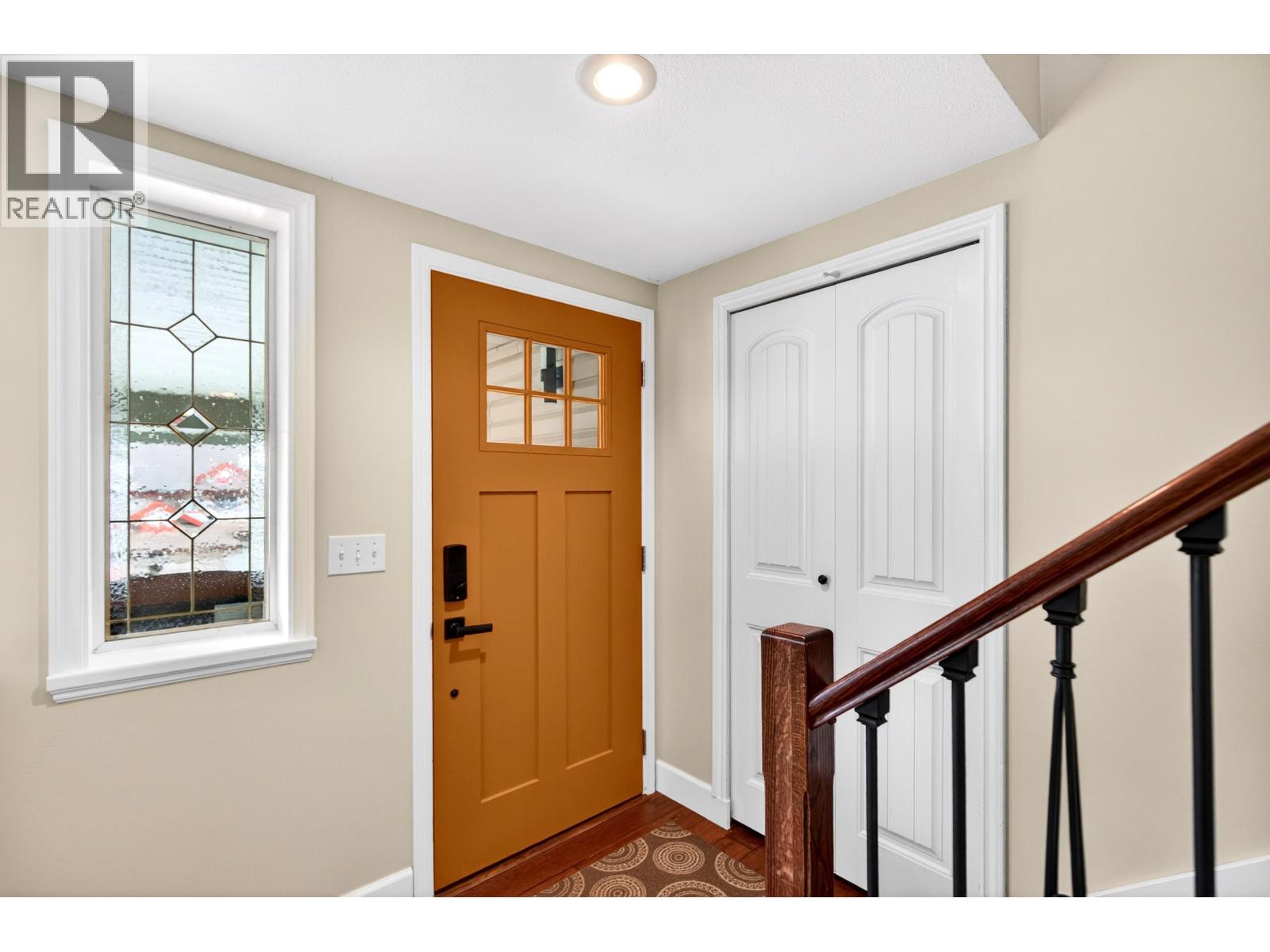 2411 Magellan Court, Coquitlam, British Columbia  V3K 6P8 - Photo 3 - R3125943