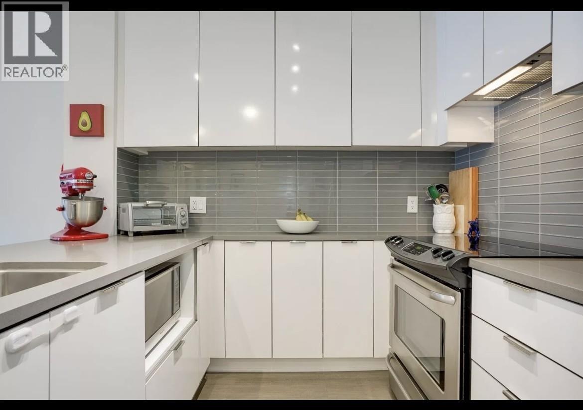 103 9877 University Crescent, Burnaby, British Columbia  V5A 0A7 - Photo 8 - R3125927