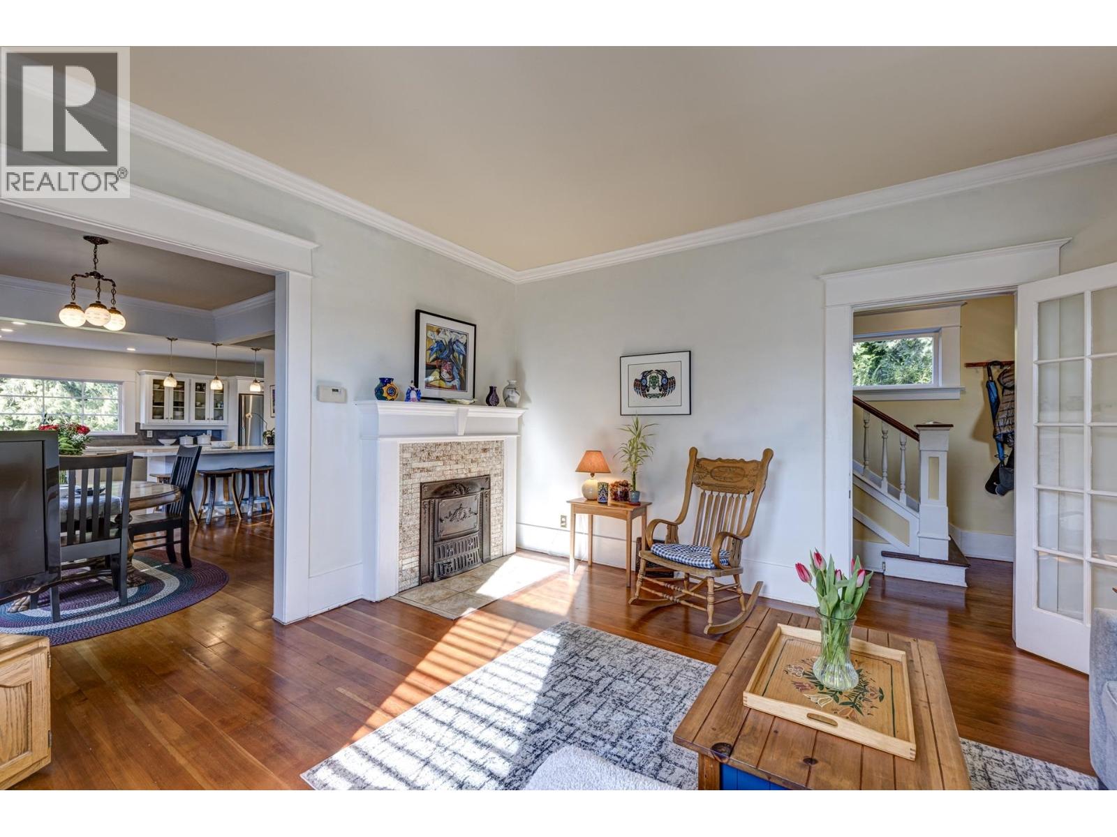 3039 St. Georges Avenue, North Vancouver, British Columbia  V7N 1V1 - Photo 5 - R3116228