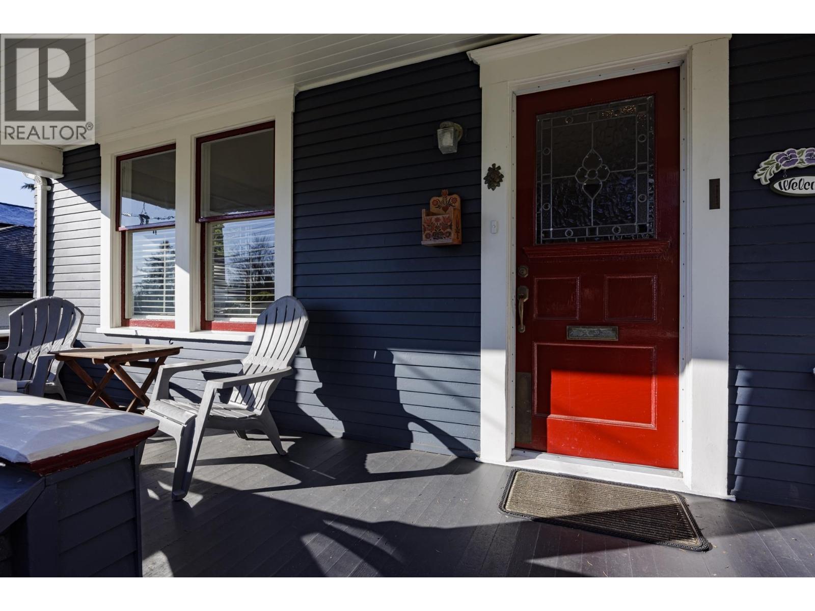 3039 St. Georges Avenue, North Vancouver, British Columbia  V7N 1V1 - Photo 3 - R3116228