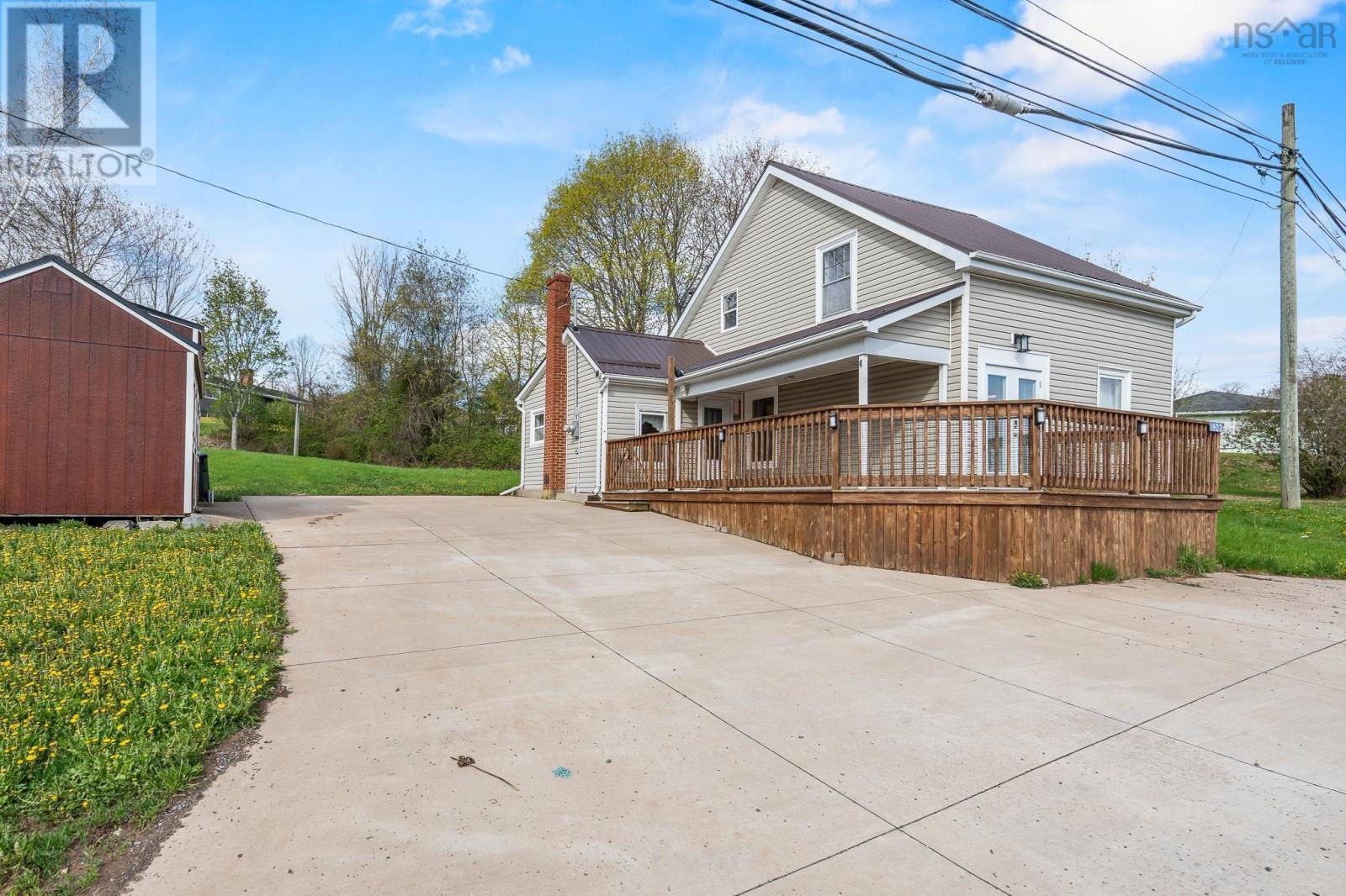 1802 King Street, Windsor, Nova Scotia  B0N 2T0 - Photo 4 - 202611309