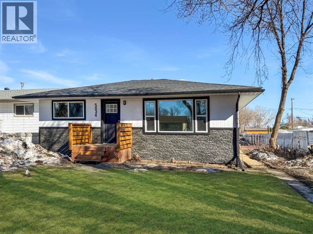 5032 55th Avenue, High Prairie, Alberta T0G 1E0 - Photo 1 - A2303480