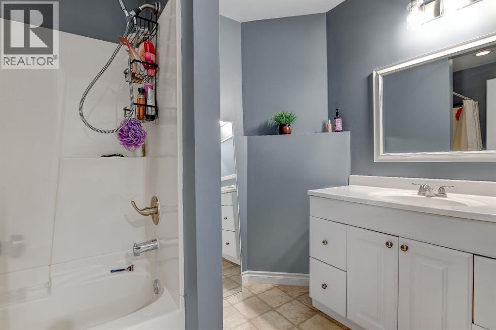10714 88b Street, Grande Prairie, Alberta  T8X 1L6 - Photo 29 - A2304376