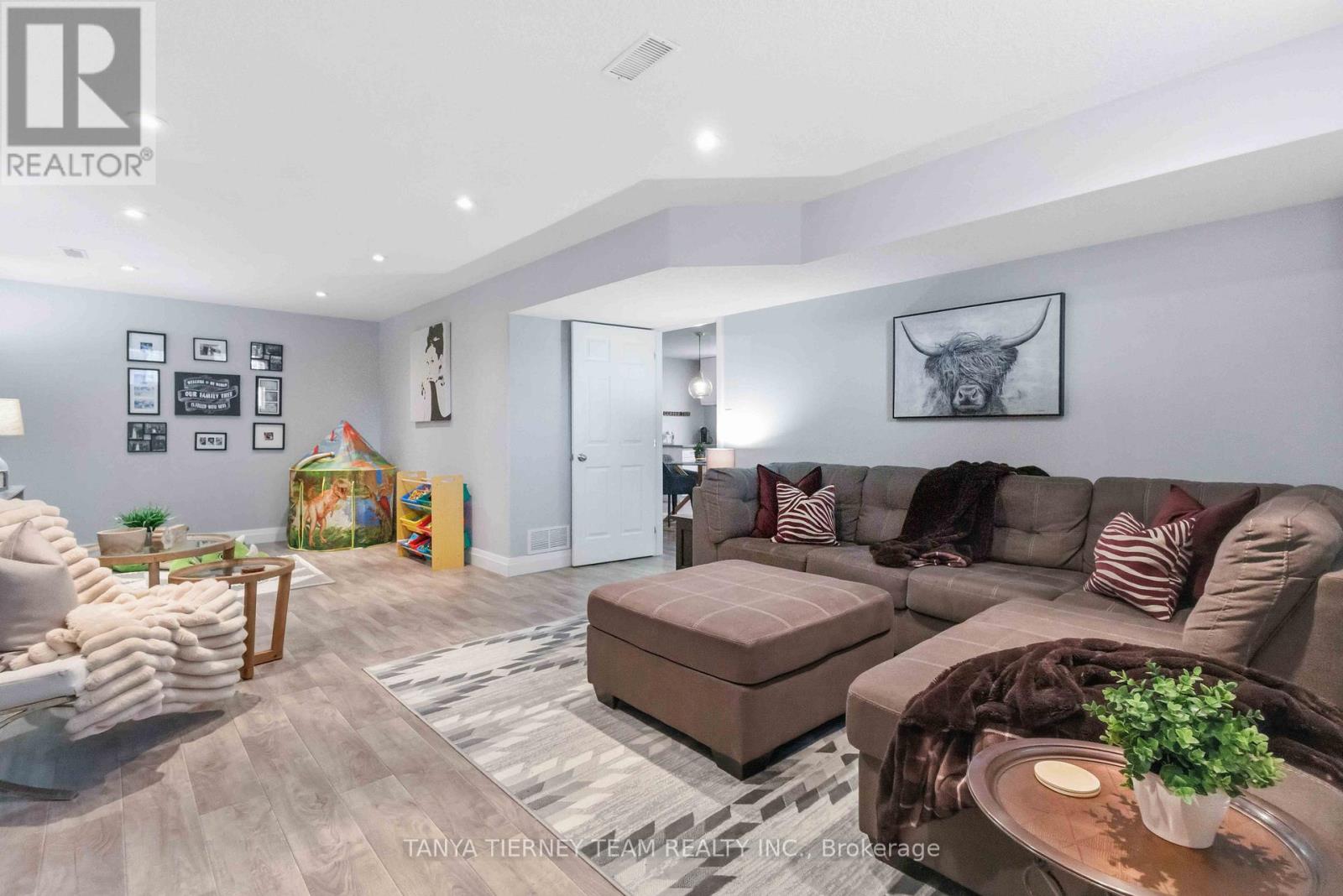37 Nathan Avenue, Whitby, Ontario  L1M 0K2 - Photo 31 - E13152236