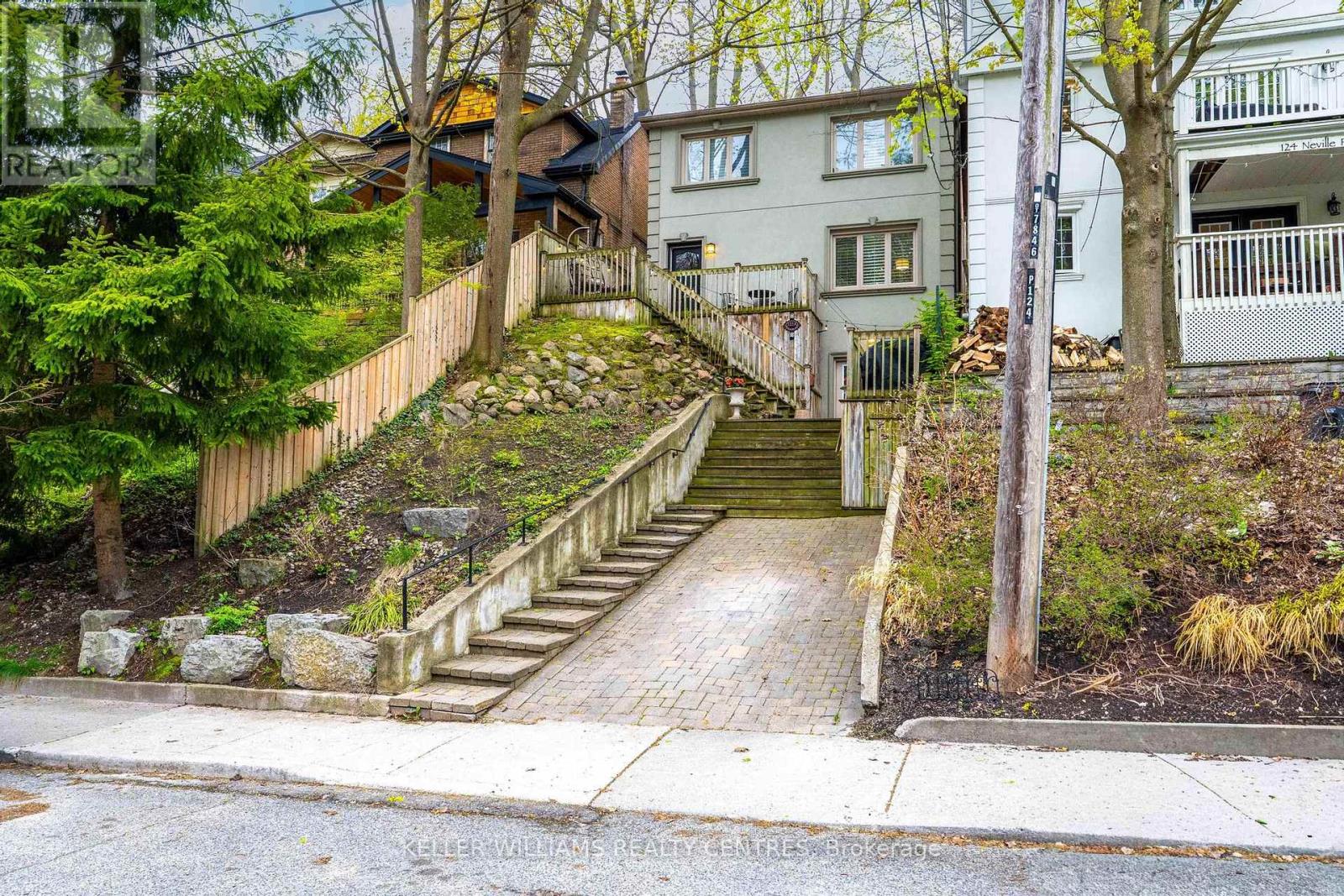 122a Neville Park Boulevard, Toronto (The Beaches), Ontario  M4E 3P8 - Photo 3 - E13152310