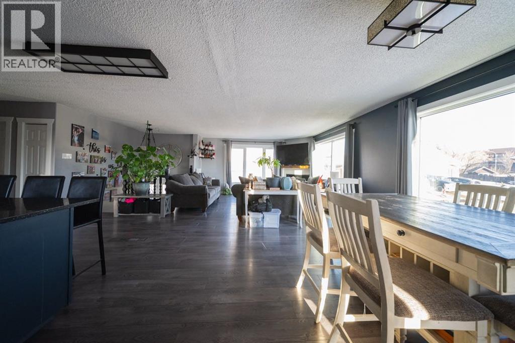 115 Christina Court, Fort Mcmurray, Alberta  T9K 1H3 - Photo 14 - A2304287