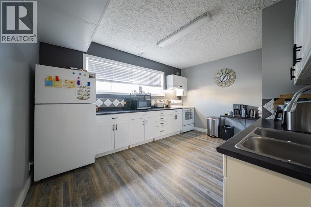 115 Christina Court, Fort Mcmurray, Alberta  T9K 1H3 - Photo 33 - A2304287