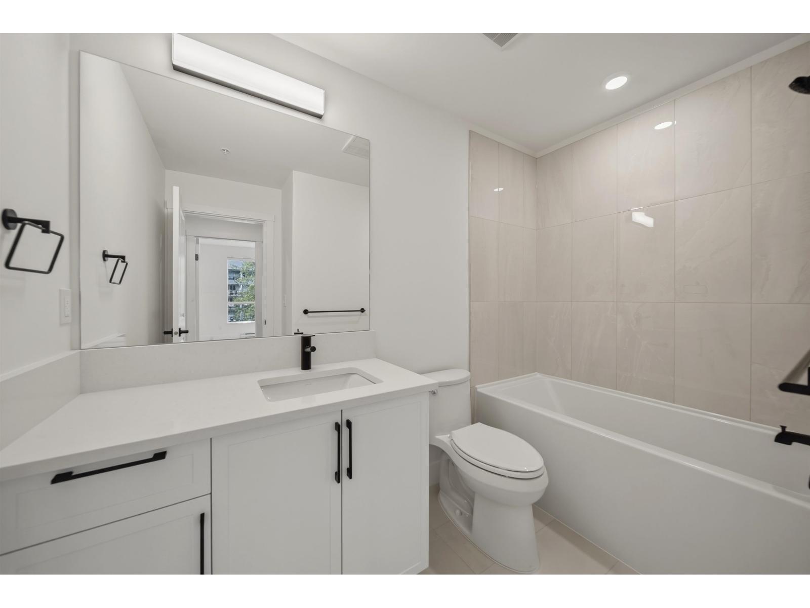 401 3438 146a Street, Surrey, British Columbia V0V 0V0 - Photo 17 - R3125672