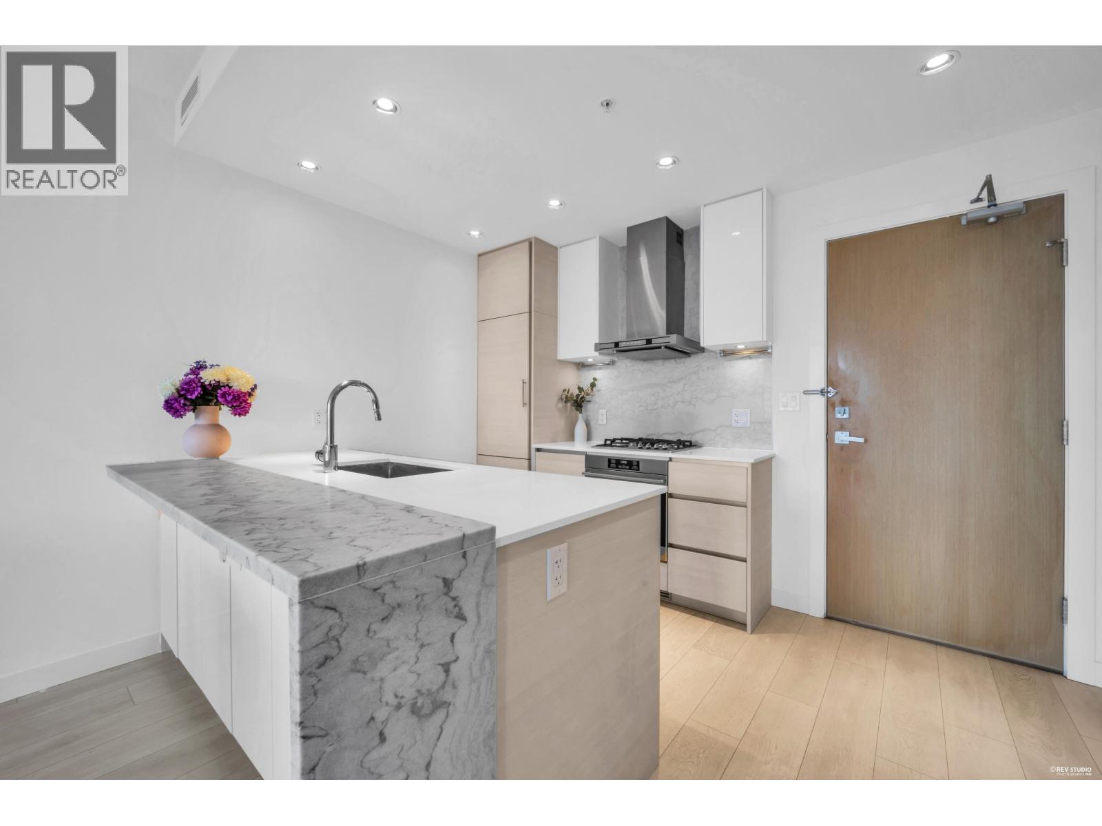 2203 6098 Station Street, Burnaby, British Columbia  V5H 0H4 - Photo 9 - R3125075