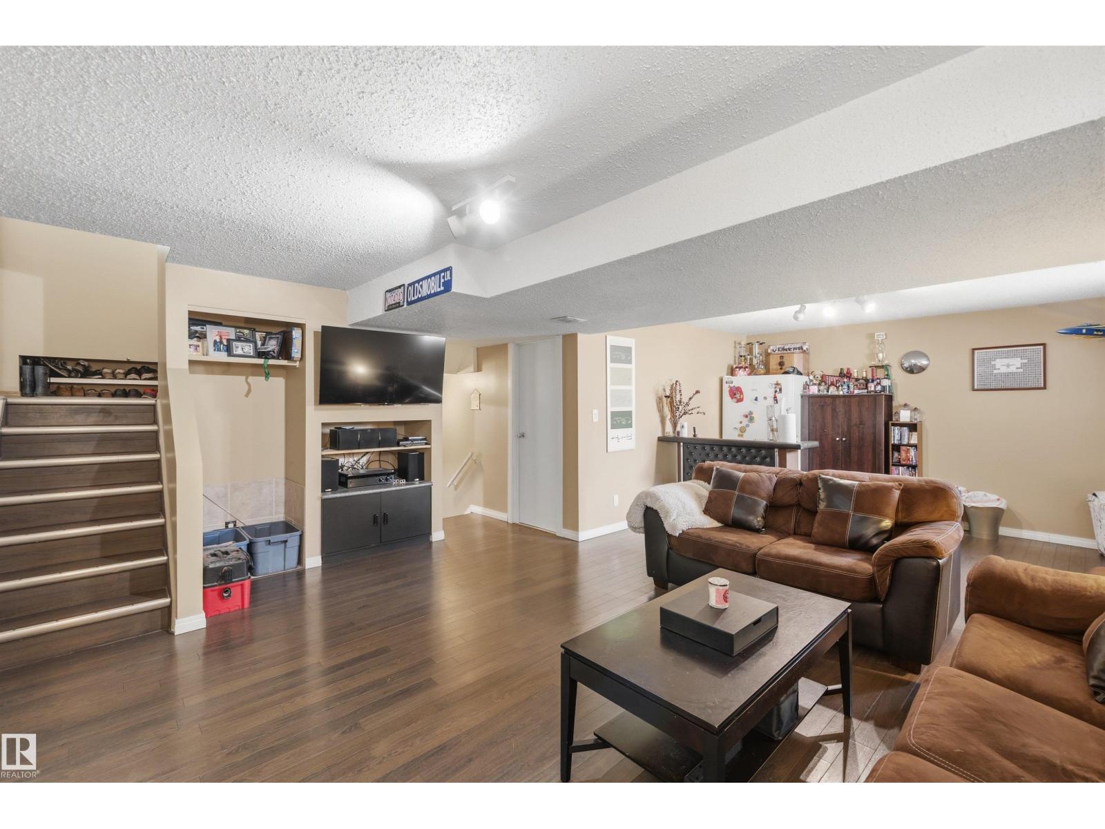 18648 57 Av Nw, Edmonton, Alberta  T6M 2A5 - Photo 10 - E4488869