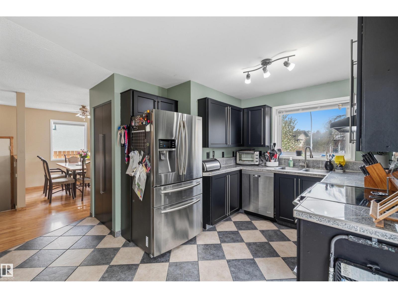 18648 57 Av Nw, Edmonton, Alberta  T6M 2A5 - Photo 3 - E4488869