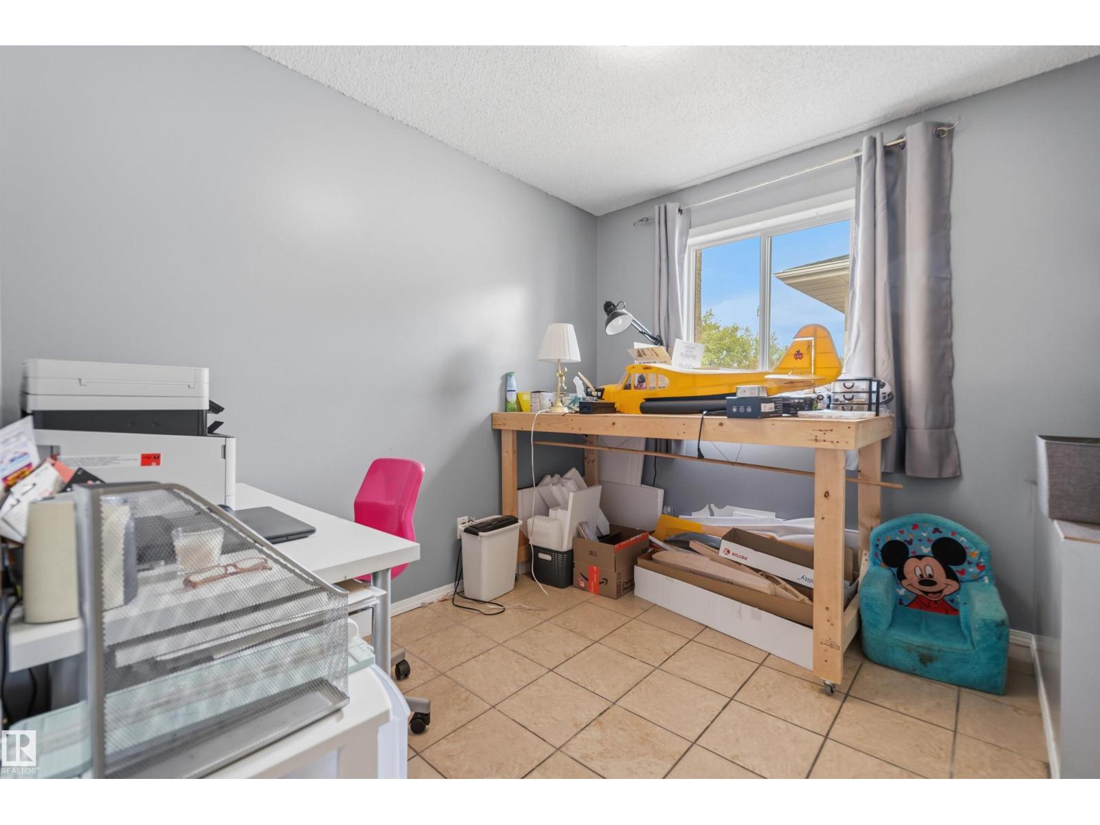 18648 57 Av Nw, Edmonton, Alberta  T6M 2A5 - Photo 5 - E4488869