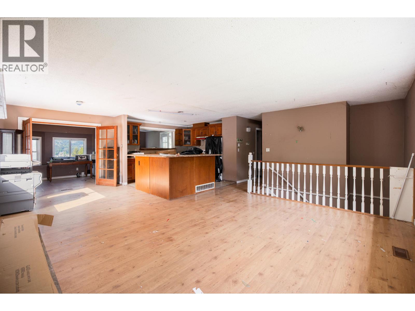 2701 Daybreak Avenue, Coquitlam, British Columbia  V3C 2E8 - Photo 3 - R3125440