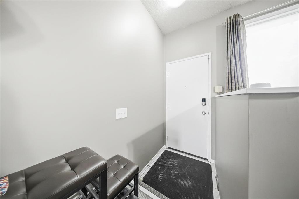 1921 Chancellor Drive, Winnipeg, Manitoba  R3T 4R3 - Photo 2 - 202610946
