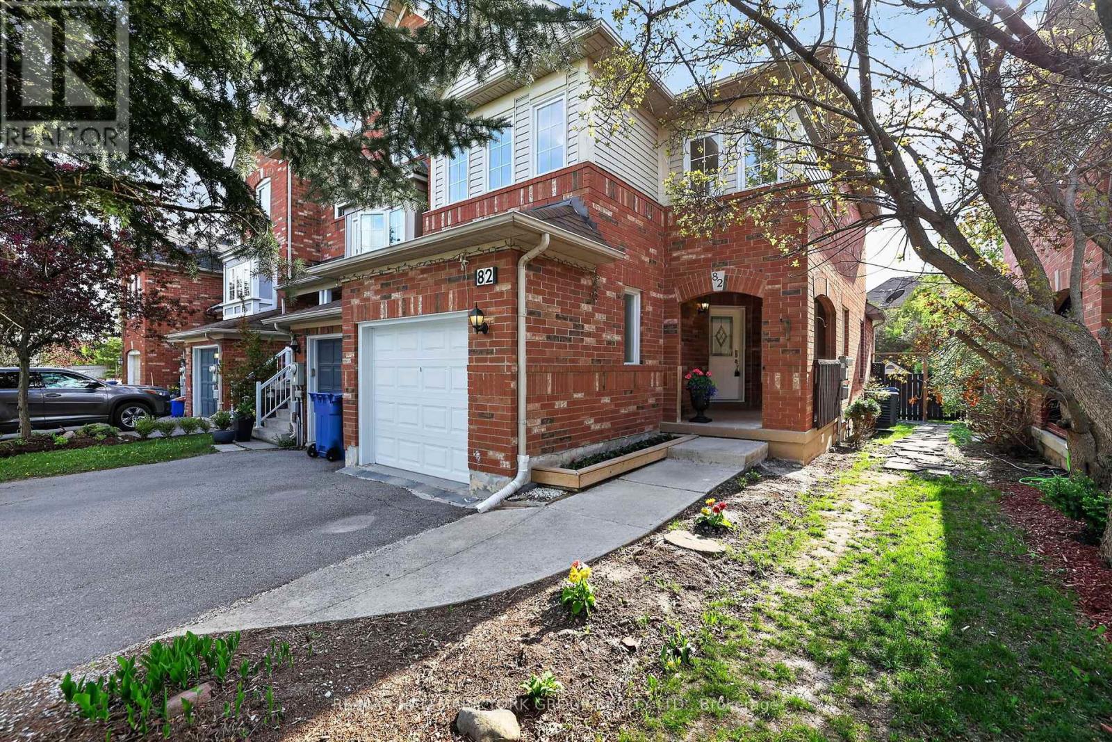 82 Baywell Crescent, Aurora, Ontario  L4H 7N4 - Photo 2 - N13152300