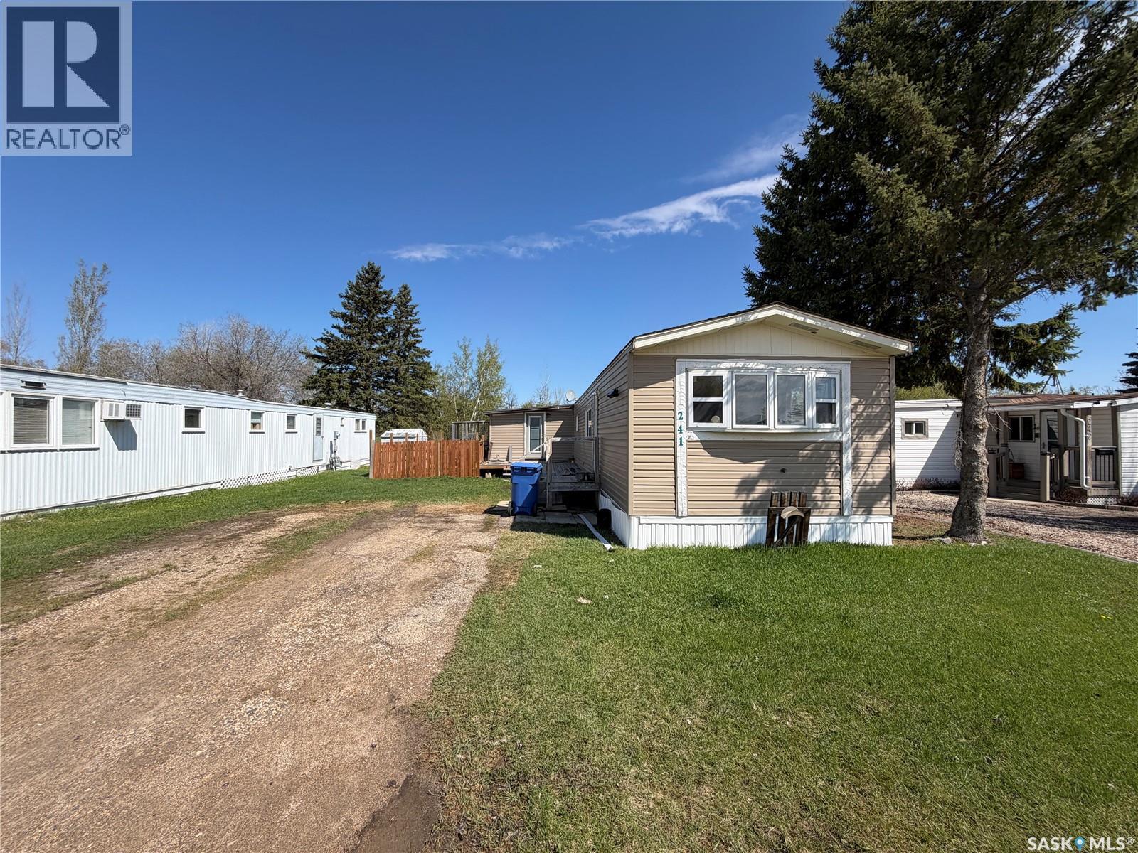 241 Cypress Way, Blucher Rm No. 343, Saskatchewan  S7B 0A4 - Photo 2 - SK036588