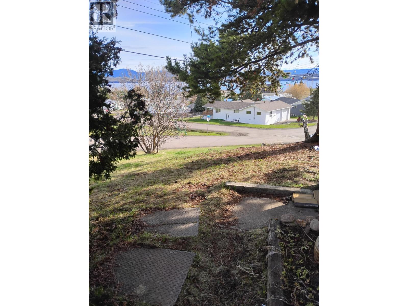 20 Regan Street, Granisle, British Columbia  V0J 1W0 - Photo 6 - R3058856