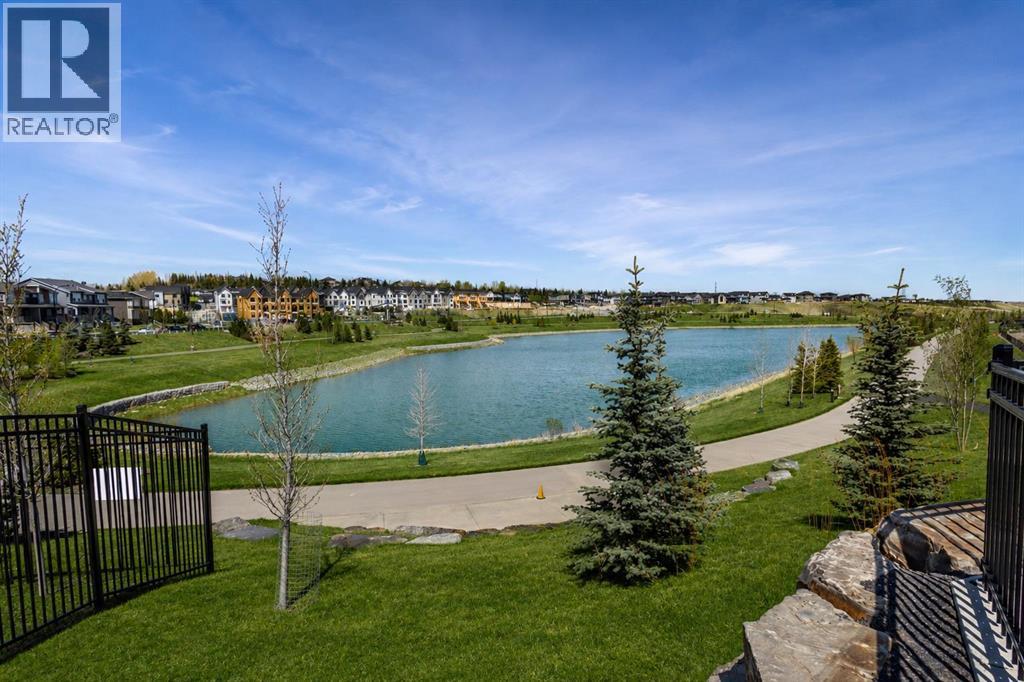61 Rowmont Heath NW, Calgary, Alberta  T3L 0H9 - Photo 2 - A2311781