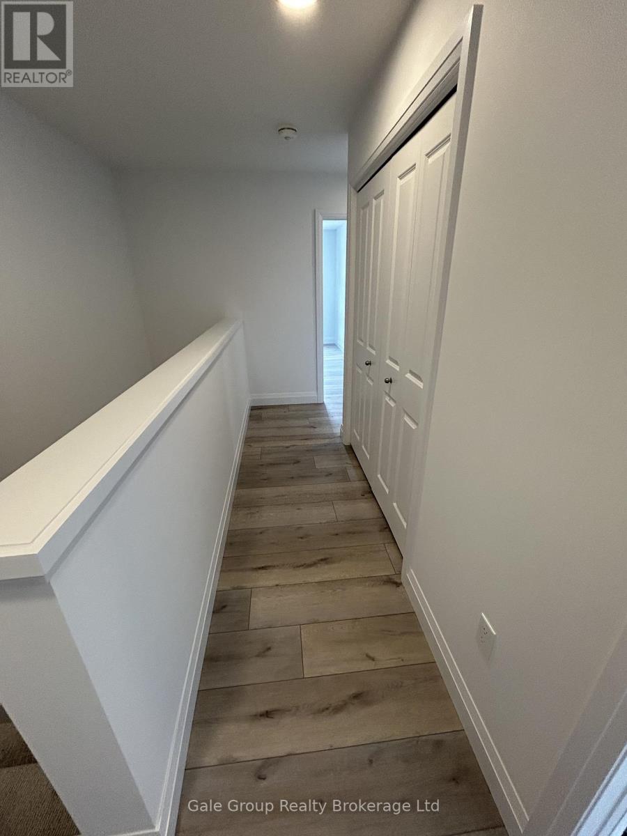 Main/upper - 182-7 Bridge Crescent, Minto, Ontario  N0G 2P0 - Photo 14 - X13145178