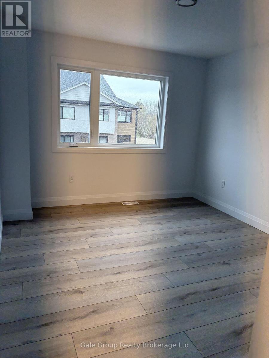 Main/upper - 182-7 Bridge Crescent, Minto, Ontario  N0G 2P0 - Photo 15 - X13145178