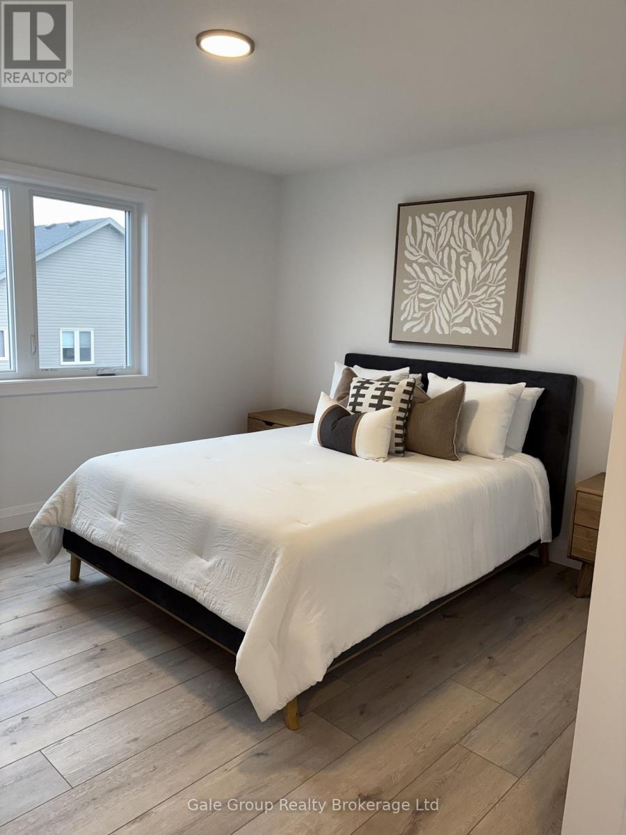 Main/upper - 182-7 Bridge Crescent, Minto, Ontario  N0G 2P0 - Photo 19 - X13145178