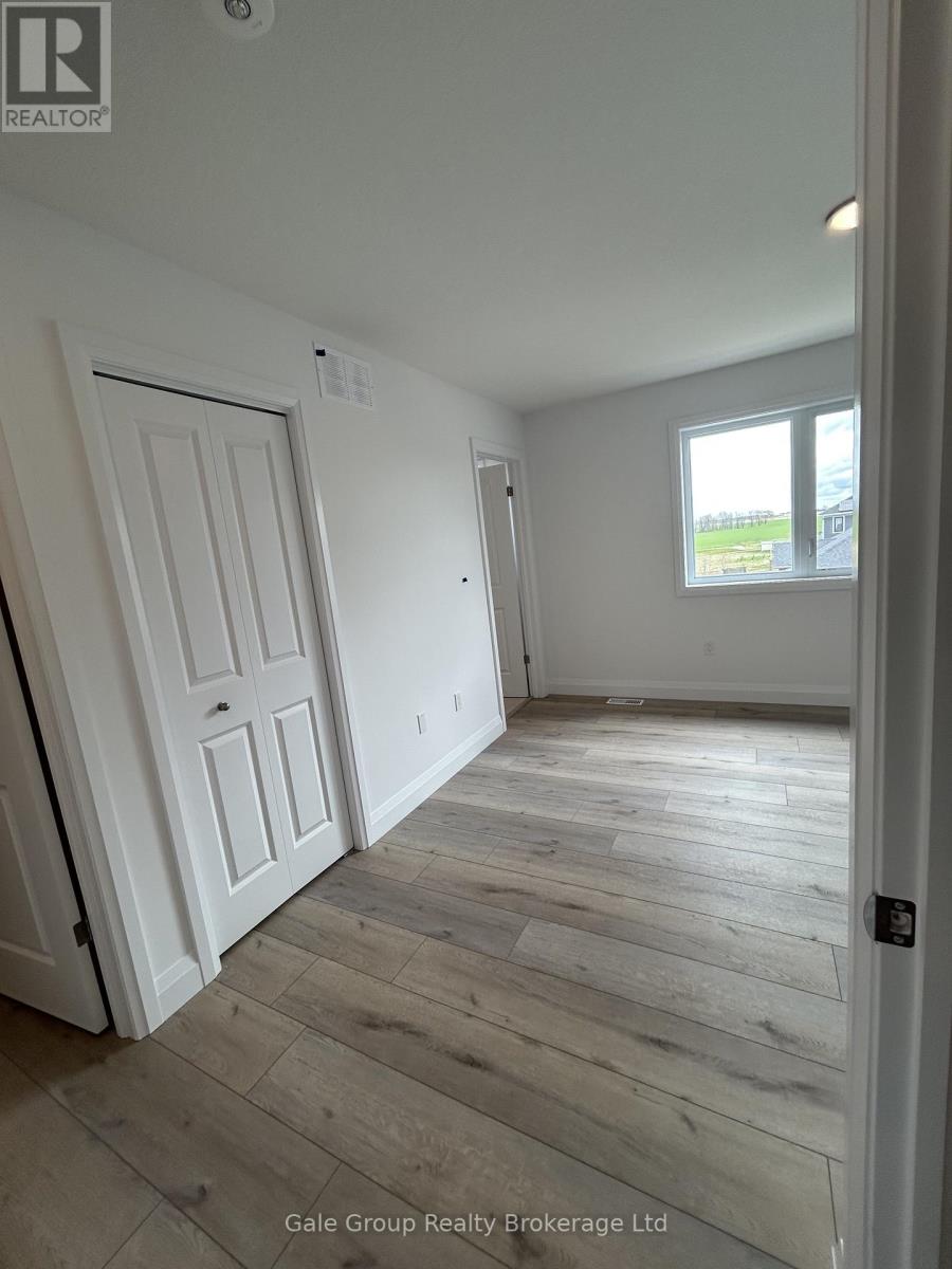 Main/upper - 182-7 Bridge Crescent, Minto, Ontario  N0G 2P0 - Photo 21 - X13145178