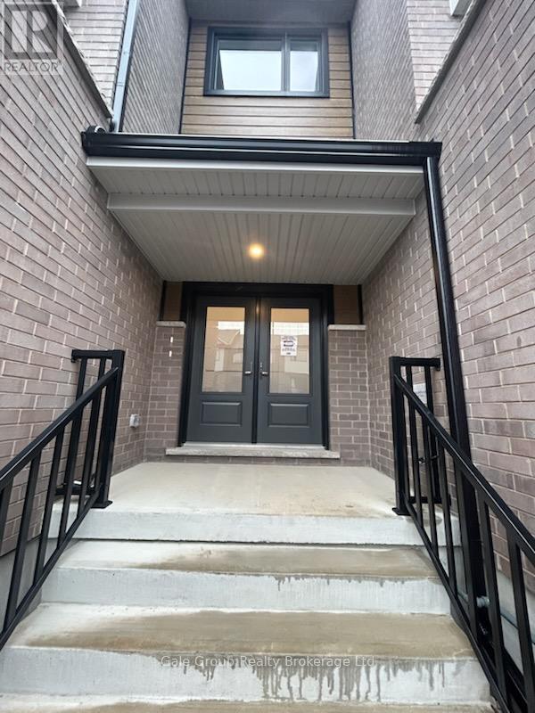 Main/upper - 182-7 Bridge Crescent, Minto, Ontario  N0G 2P0 - Photo 3 - X13145178