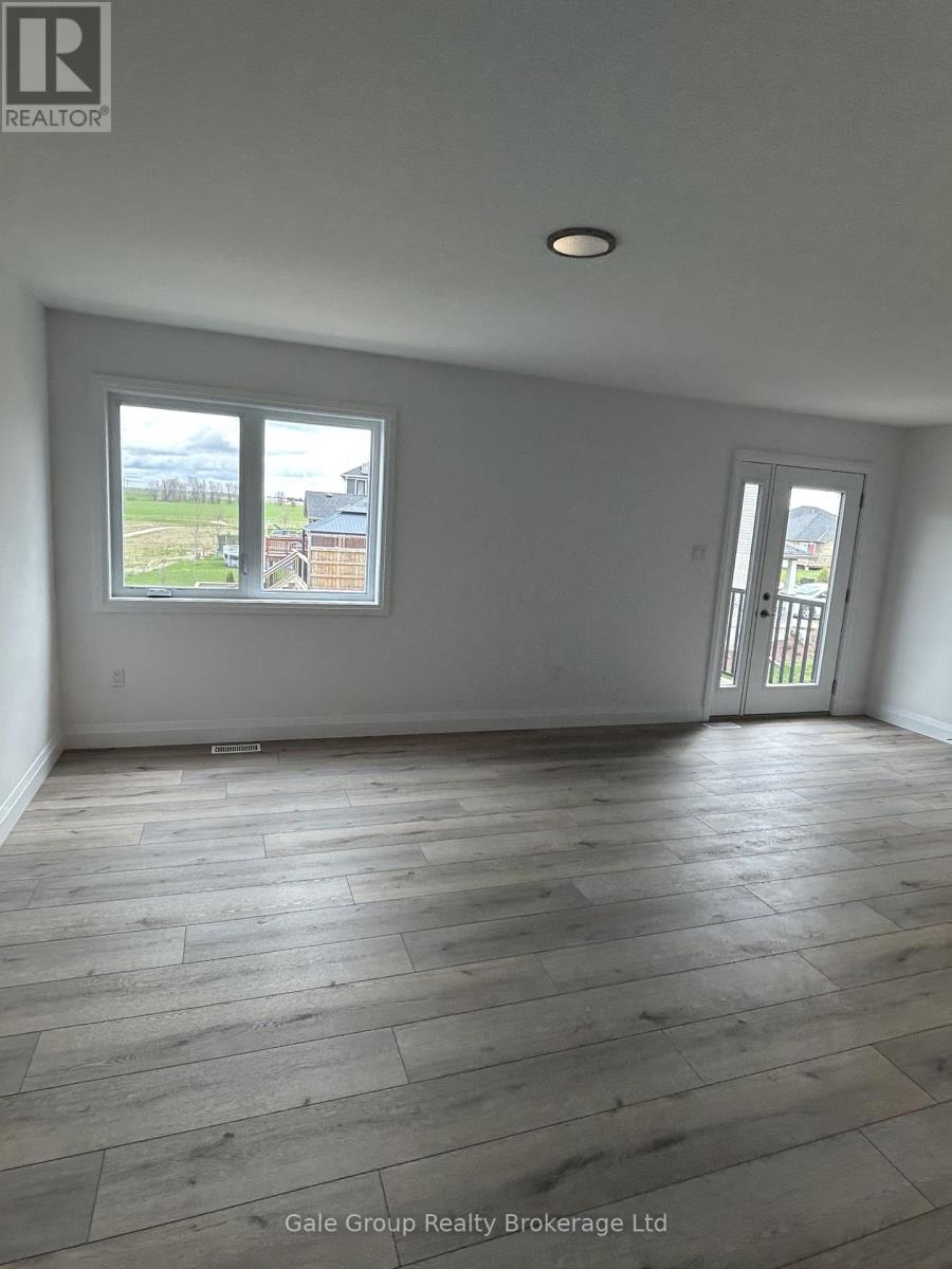 Main/upper - 182-7 Bridge Crescent, Minto, Ontario  N0G 2P0 - Photo 6 - X13145178