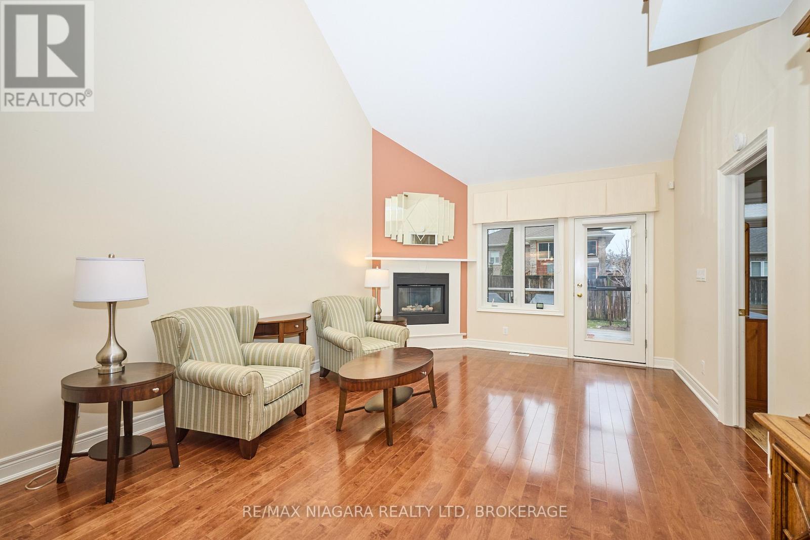 7 - 14 Emerald Common, St. Catharines, Ontario  L2M 1R8 - Photo 11 - X13152456