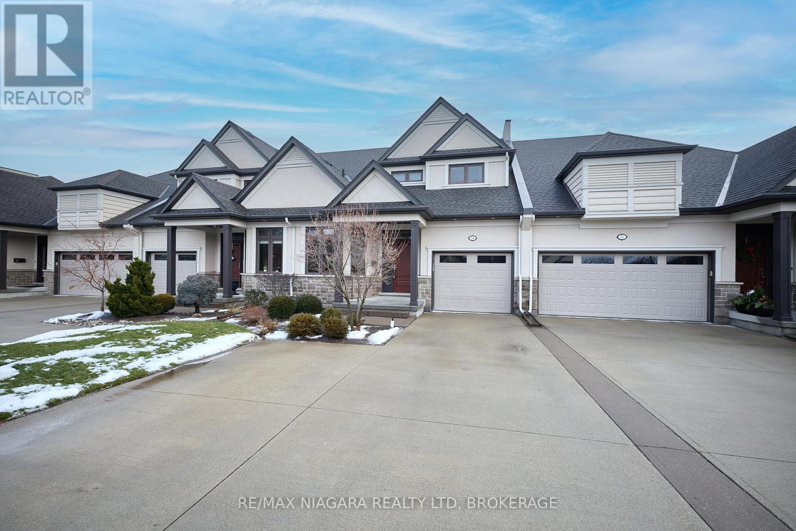 7 - 14 Emerald Common, St. Catharines, Ontario  L2M 1R8 - Photo 2 - X13152456