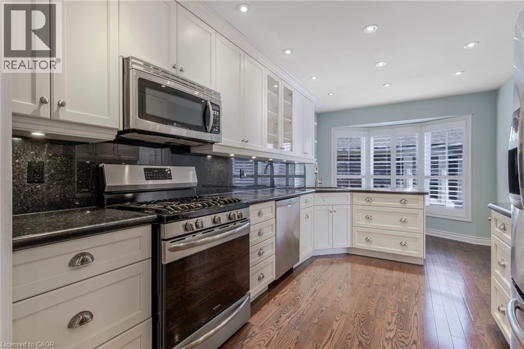148 Briar Hill Crescent, Hamilton, Ontario  L9G 3S9 - Photo 4 - 40831662