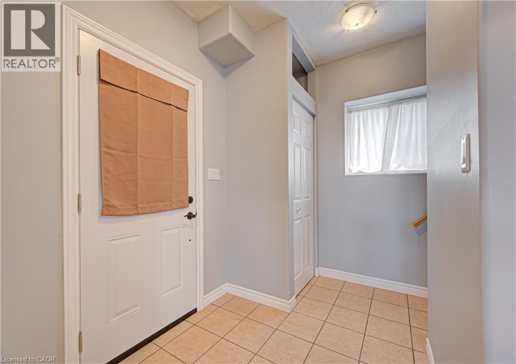281 Courtland Avenue E, Kitchener, Ontario  N2G 2V8 - Photo 8 - 40831606