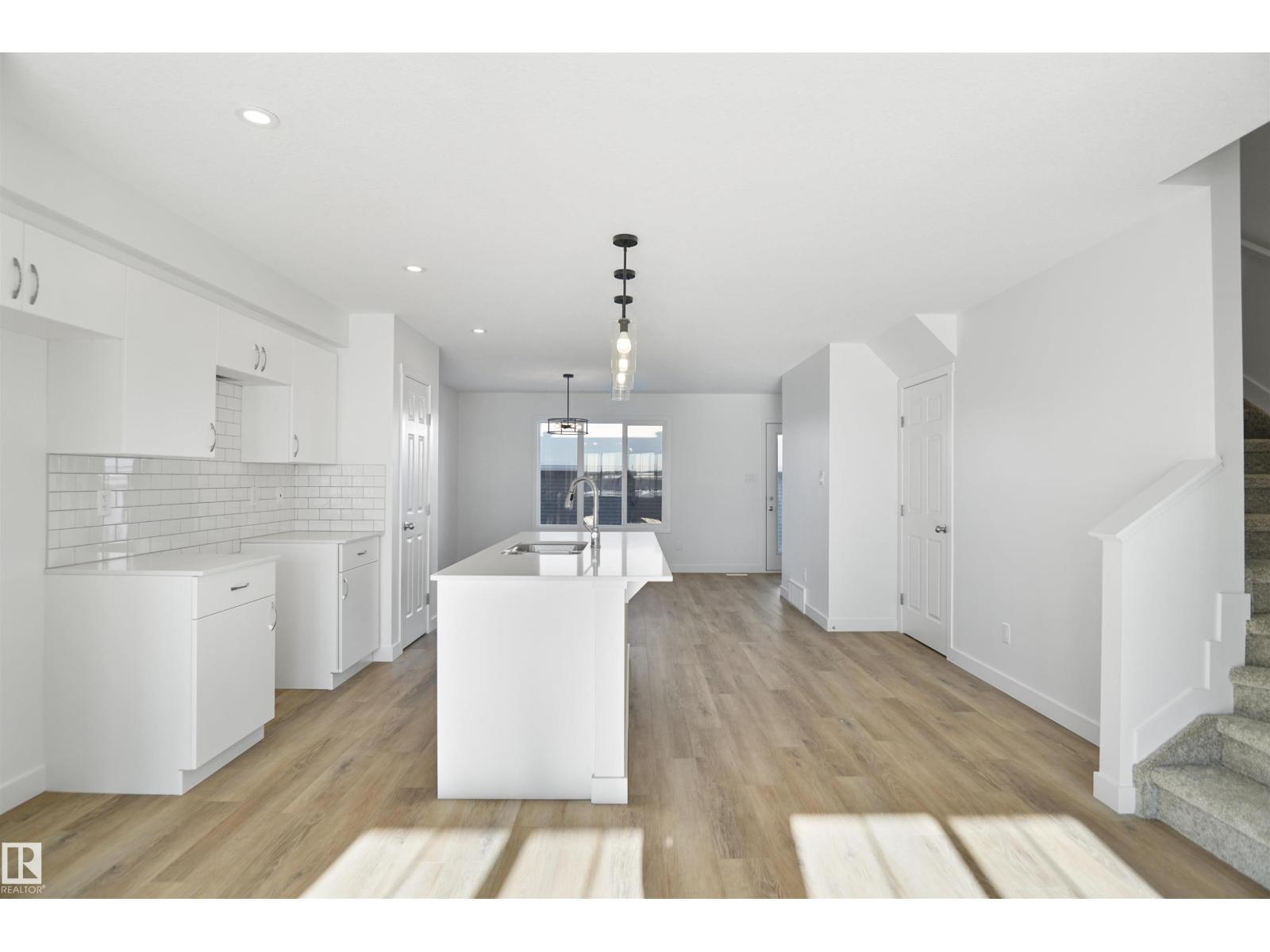 168 Savoy Cr, Sherwood Park, Alberta  T8H 2Y3 - Photo 6 - E4488878