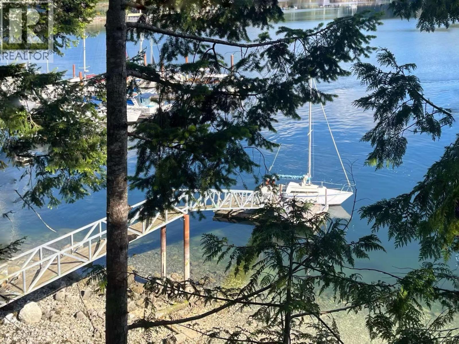 5099 Johnstone Road, Madeira Park, British Columbia  V9Y 5L9 - Photo 5 - R3125888