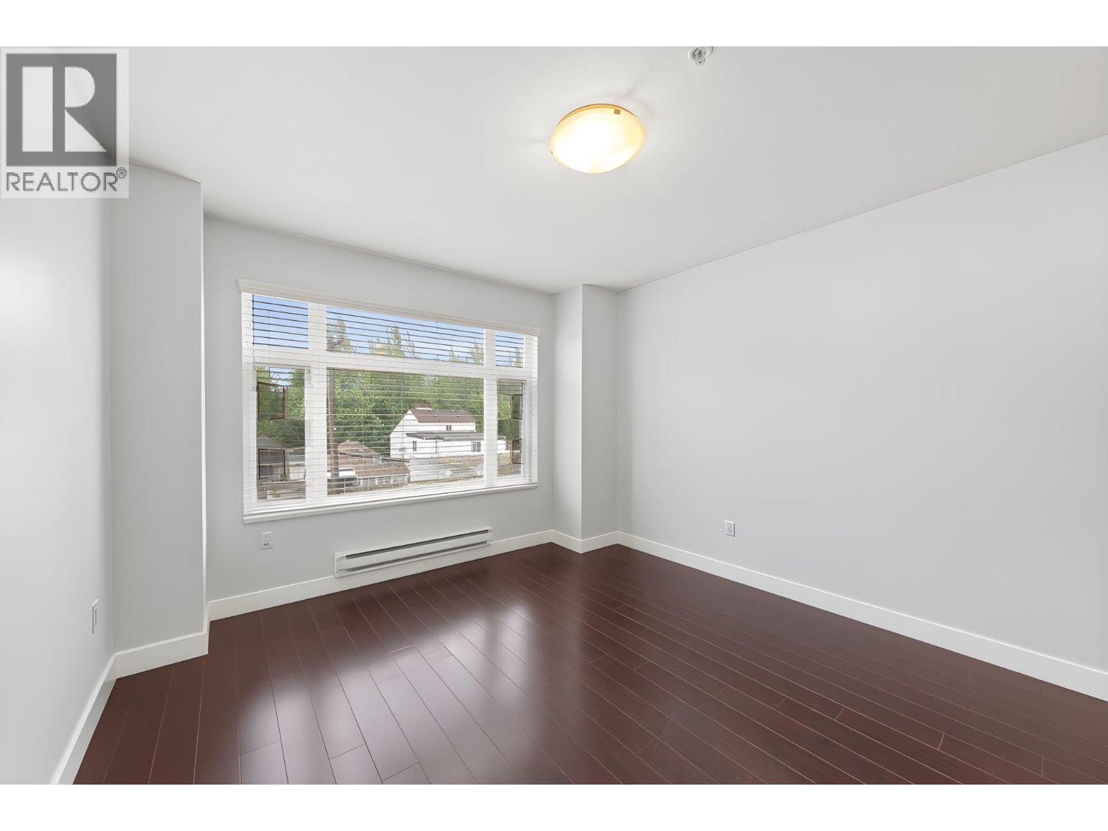 303 2745 E Hastings Street, Vancouver, British Columbia  V5K 1Z8 - Photo 2 - R3125928