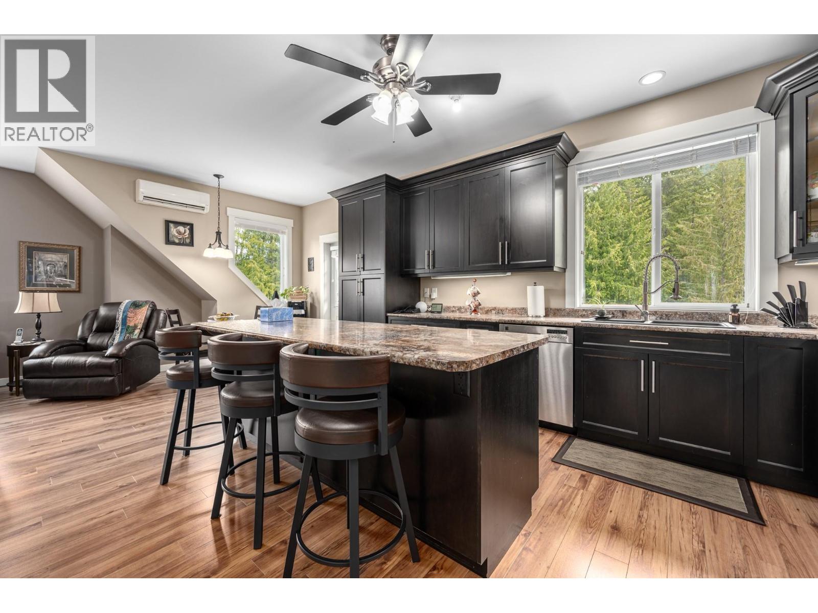787 Crescent Bay Road, Nakusp, British Columbia  V0G 1R1 - Photo 22 - 10387999