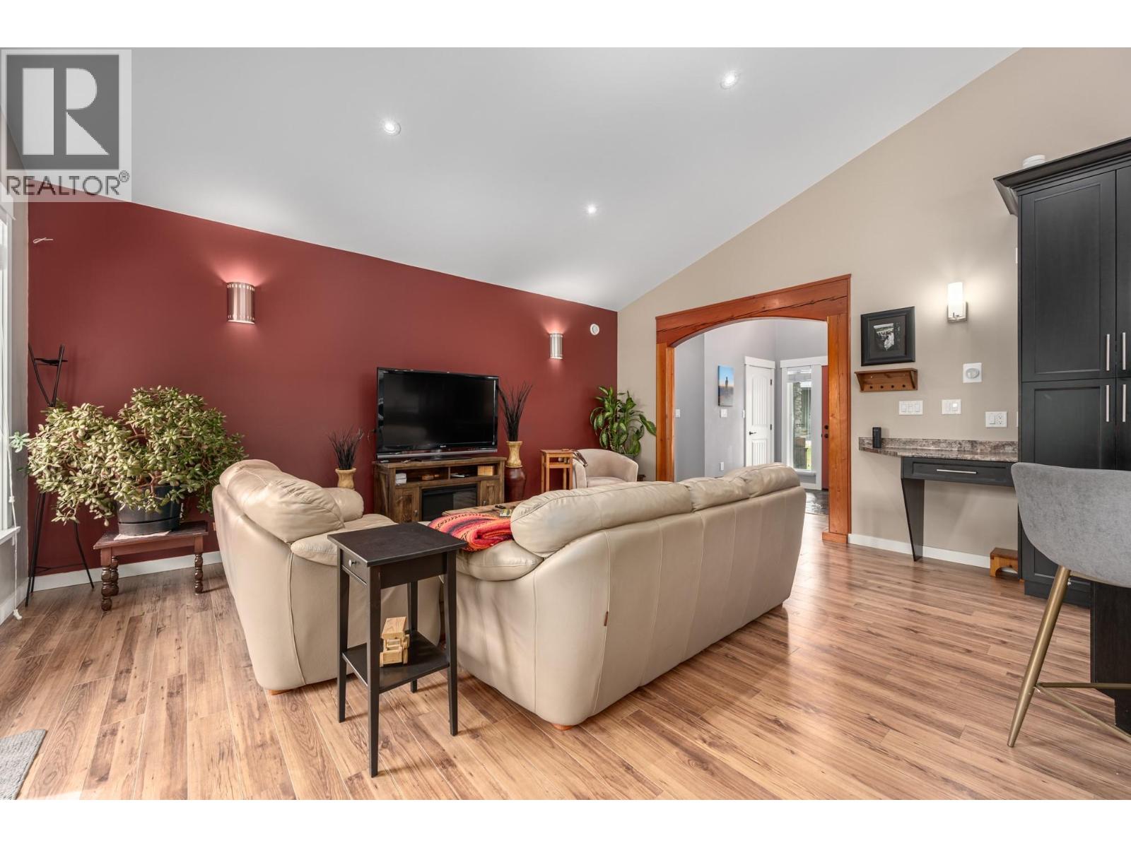 787 Crescent Bay Road, Nakusp, British Columbia  V0G 1R1 - Photo 13 - 10387999