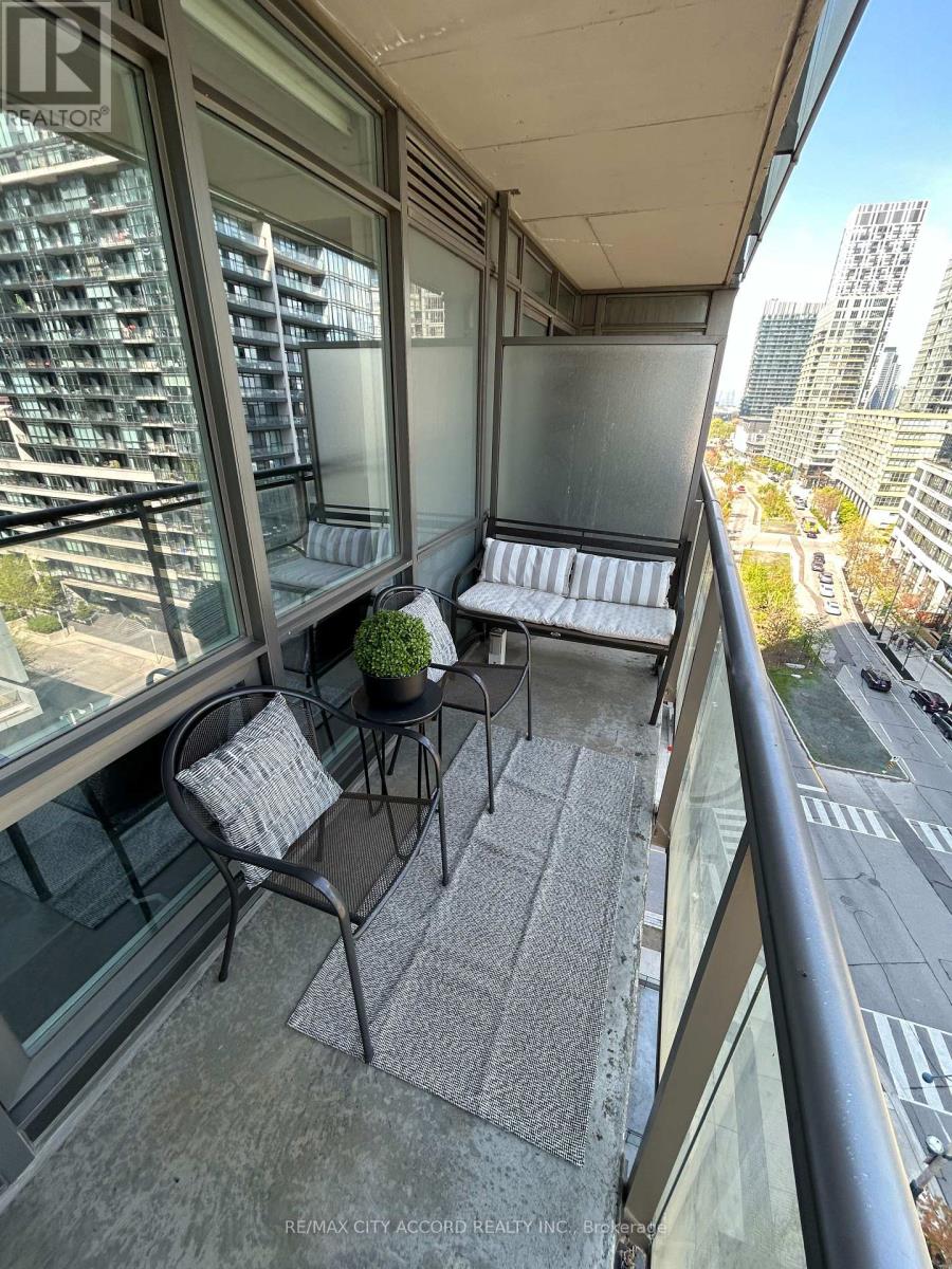 1505 - 15 Fort York Blvd Boulevard, Toronto, Ontario  M5V 3Y4 - Photo 15 - C13152404