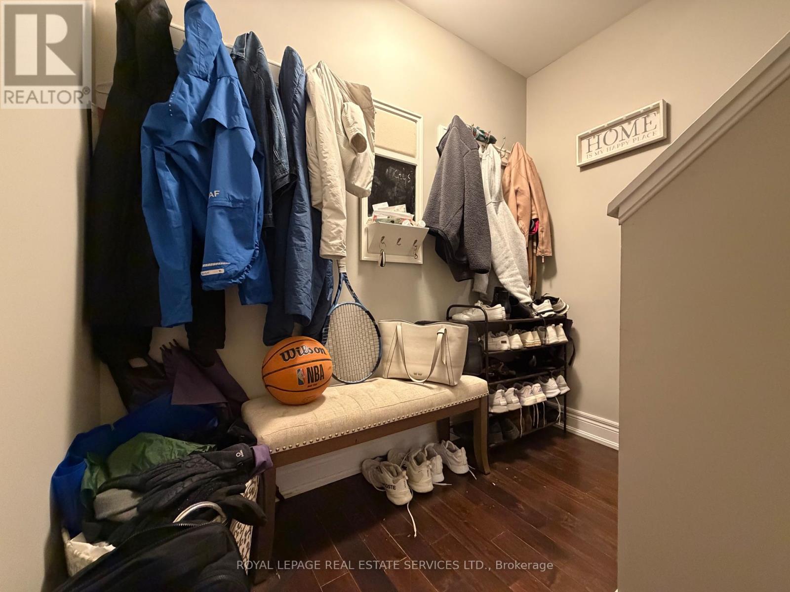 Upper 3 Bedroom - 87 Lawrence Avenue W, Toronto (Lawrence Park South), Ontario  M5M 1A7 - Photo 11 - C13152432
