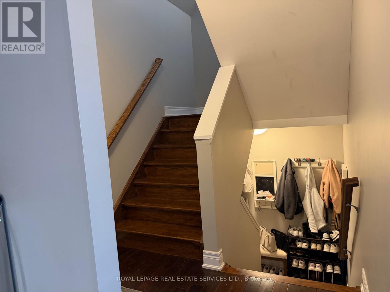 Upper 3 Bedroom - 87 Lawrence Avenue W, Toronto (Lawrence Park South), Ontario  M5M 1A7 - Photo 13 - C13152432