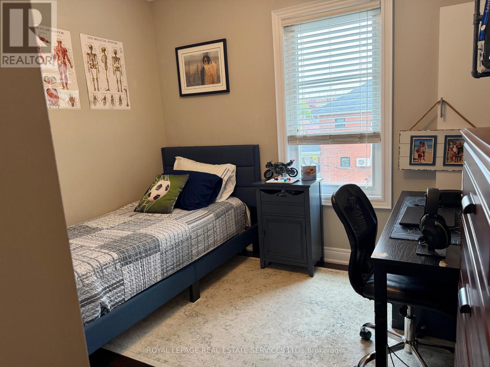 Upper 3 Bedroom - 87 Lawrence Avenue W, Toronto (Lawrence Park South), Ontario  M5M 1A7 - Photo 6 - C13152432