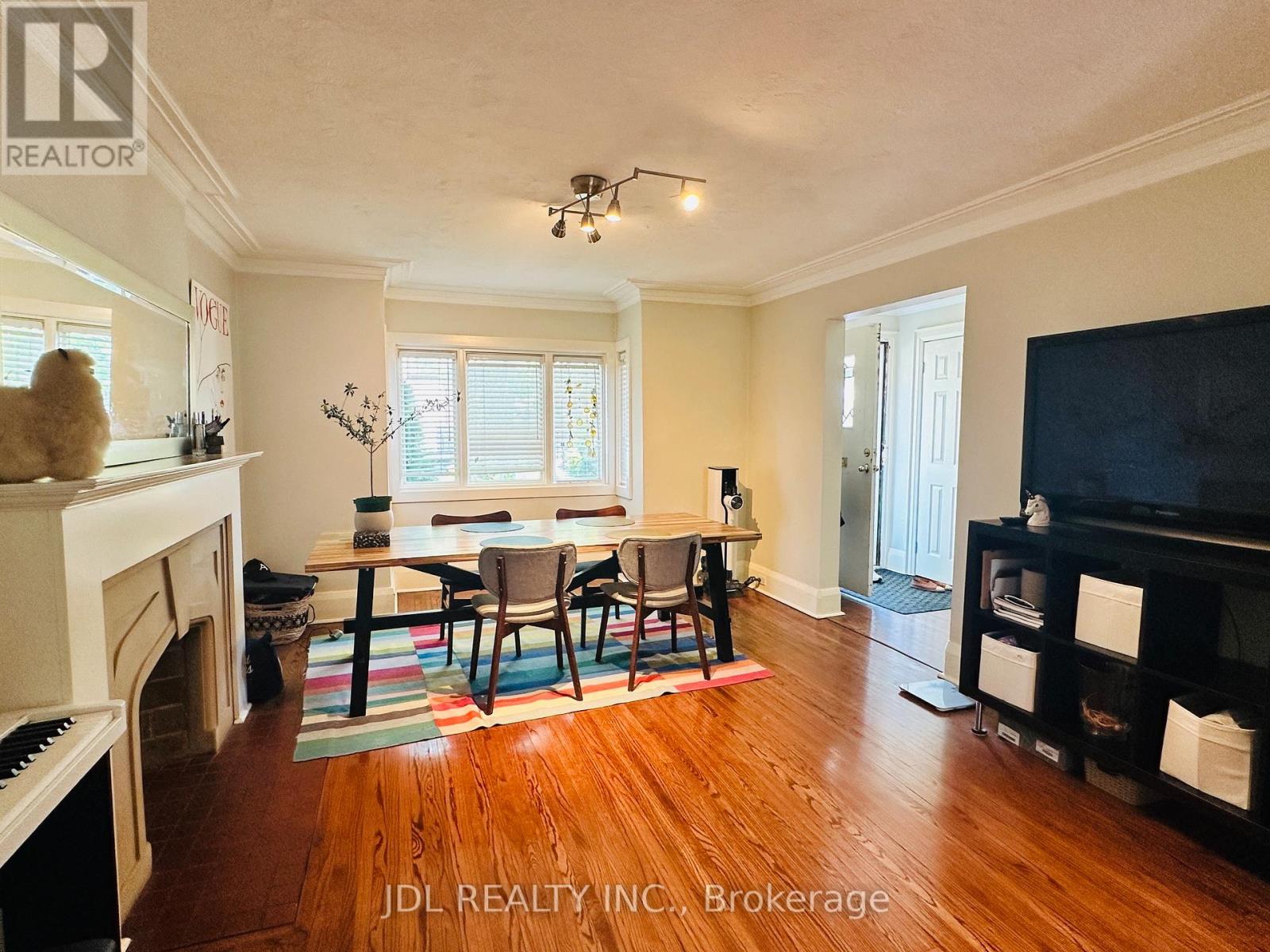 301 Old Orchard Grove, Toronto, Ontario M5M 2E6 - Photo 5 - C13152442