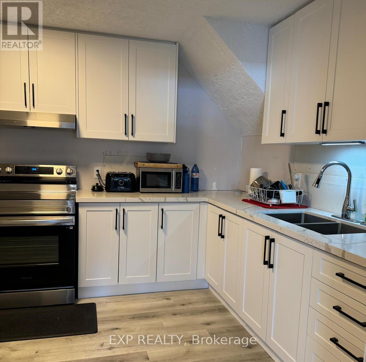 Bsmt - 254 Hillside Drive, Mississauga, Ontario L5M 1G5 - Photo 11 - W13137440
