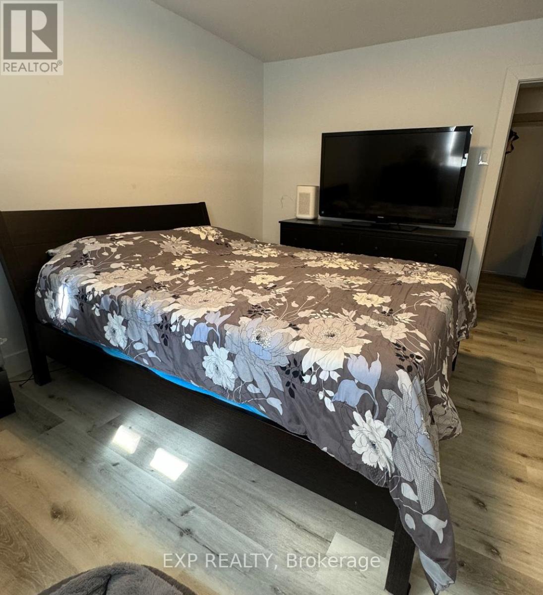 Bsmt - 254 Hillside Drive, Mississauga, Ontario L5M 1G5 - Photo 4 - W13137440