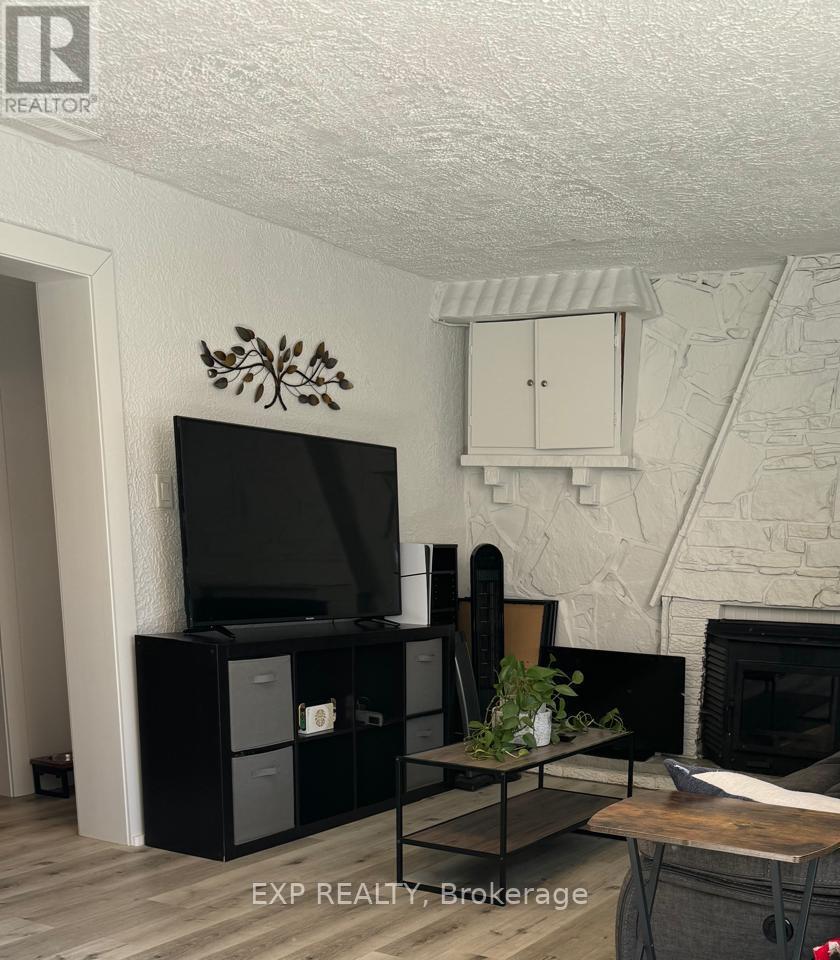 Bsmt - 254 Hillside Drive, Mississauga, Ontario L5M 1G5 - Photo 10 - W13137440
